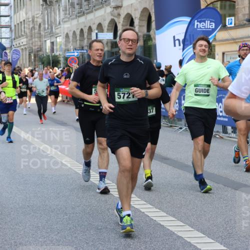 07.09.2025 - BARMER Alsterlauf Strokosch-Dieckow http://msf.ph/oto/8757332 07.09.2025 10:13:44 Ziel 2073, 2235, 2264, 2296, 2403, 2688, 3236, 3346, 3503, 3504, 3697, 3734, 3735, 4489, 4553, 4699, 5277, 5278, 5447, 5468, 5709, 5830, 6165, 6282, 6284, 6329, 6331, 8195, 8224, 8226 meine-sportfotos.de