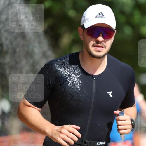 07.09.2025 - 19. Norderstedt Triathlon Michael Strokosch http://msf.ph/oto/8757355 07.09.2025 12:04:30 Laufen 191, 303, 736, 819 meine-sportfotos.de