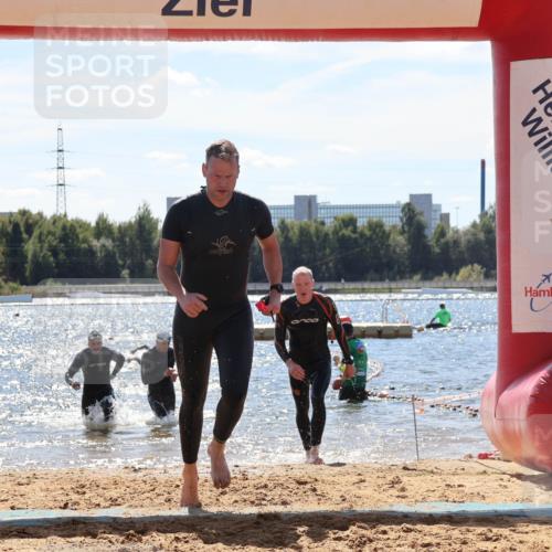 07.09.2025 - 19. Norderstedt Triathlon Luisa Fischer http://msf.ph/oto/8757408 07.09.2025 13:33:08 Schwimmen 400, 908, 989, 1020, 1027, 1438 meine-sportfotos.de