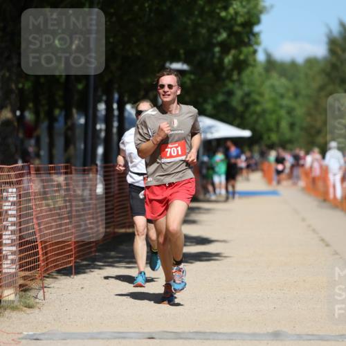 07.09.2025 - 19. Norderstedt Triathlon Michael Strokosch http://msf.ph/oto/8757443 07.09.2025 13:13:09 Laufen 701, 1362 meine-sportfotos.de