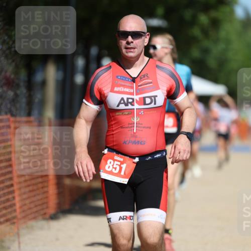 07.09.2025 - 19. Norderstedt Triathlon Michael Strokosch http://msf.ph/oto/8757456 07.09.2025 12:51:00 Laufen 140, 739, 851, 1224 meine-sportfotos.de