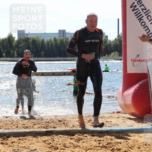 07.09.2025 - 19. Norderstedt Triathlon Luisa Fischer http://msf.ph/oto/8757460 07.09.2025 13:33:12 Schwimmen 908, 989, 990, 1020, 1027, 1438 meine-sportfotos.de