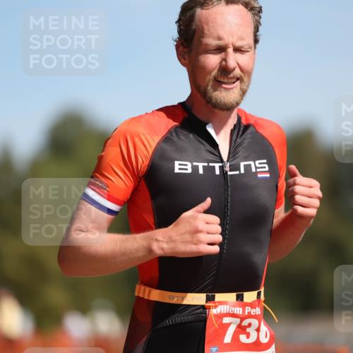 07.09.2025 - 19. Norderstedt Triathlon Michael Strokosch http://msf.ph/oto/8757481 07.09.2025 12:04:34 Laufen 138, 303, 736, 819 meine-sportfotos.de