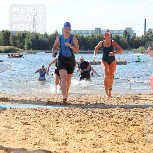 07.09.2025 - 19. Norderstedt Triathlon Luisa Fischer http://msf.ph/oto/8757504 07.09.2025 11:47:33 Schwimmen 239, 243, 1243, 1277 meine-sportfotos.de