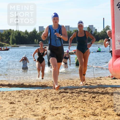 07.09.2025 - 19. Norderstedt Triathlon Luisa Fischer http://msf.ph/oto/8757514 07.09.2025 11:47:34 Schwimmen 239, 243, 1243, 1277, 1331, 1339 meine-sportfotos.de
