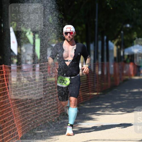07.09.2025 - 19. Norderstedt Triathlon Michael Strokosch http://msf.ph/oto/8757525 07.09.2025 14:55:30 Laufen 972 meine-sportfotos.de