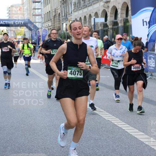 07.09.2025 - BARMER Alsterlauf Strokosch-Dieckow http://msf.ph/oto/8757552 07.09.2025 10:13:42 Ziel 2073, 2235, 2264, 2403, 2688, 3085, 3086, 3236, 3503, 3504, 3697, 3734, 3735, 4690, 4699, 5277, 5278, 5447, 5468, 5709, 5830, 6282, 6284, 6329, 6331, 8195, 8224, 8226 meine-sportfotos.de