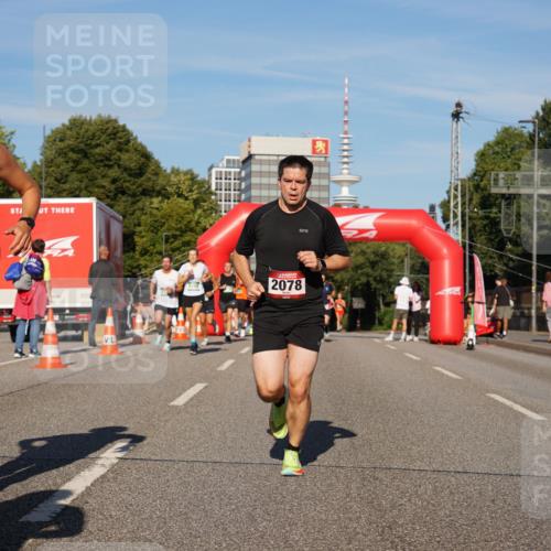 07.09.2025 - BARMER Alsterlauf Yannick Fuchs http://msf.ph/oto/8757625 07.09.2025 09:38:52 Laufen 5591, 2078 meine-sportfotos.de