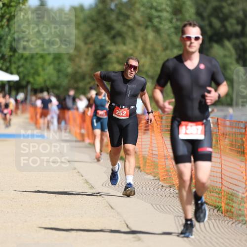 07.09.2025 - 19. Norderstedt Triathlon Michael Strokosch http://msf.ph/oto/8757657 07.09.2025 12:04:42 Laufen 138, 252, 1357 meine-sportfotos.de