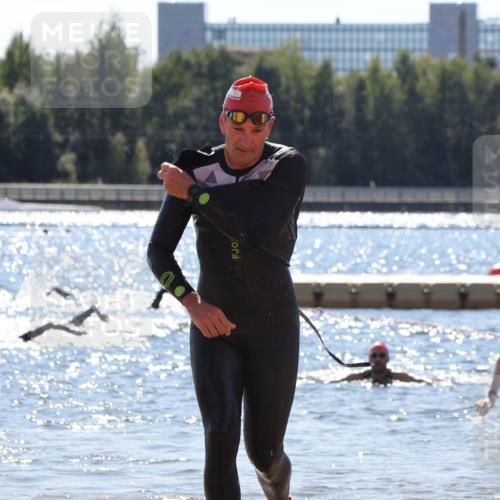 07.09.2025 - 19. Norderstedt Triathlon Luisa Fischer http://msf.ph/oto/8757668 07.09.2025 13:33:42 Schwimmen 879, 964, 1014, 1406 meine-sportfotos.de