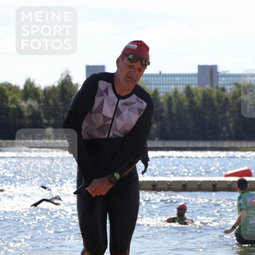 07.09.2025 - 19. Norderstedt Triathlon Luisa Fischer http://msf.ph/oto/8757701 07.09.2025 13:33:44 Schwimmen 879, 964, 1014, 1406 meine-sportfotos.de