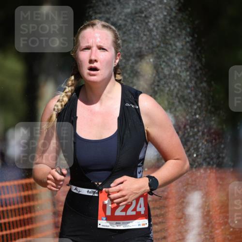 07.09.2025 - 19. Norderstedt Triathlon Michael Strokosch http://msf.ph/oto/8757702 07.09.2025 12:51:06 Laufen 140, 293, 738, 1224 meine-sportfotos.de