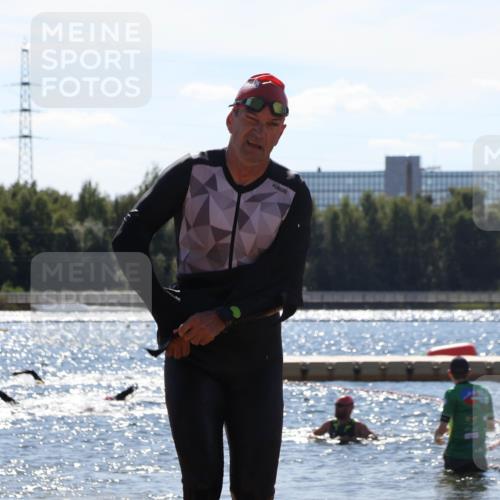 07.09.2025 - 19. Norderstedt Triathlon Luisa Fischer http://msf.ph/oto/8757706 07.09.2025 13:33:44 Schwimmen 879, 964, 1014, 1406 meine-sportfotos.de