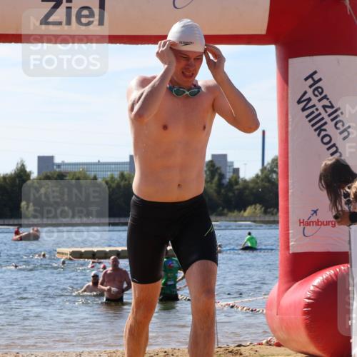 07.09.2025 - 19. Norderstedt Triathlon Luisa Fischer http://msf.ph/oto/8757707 07.09.2025 11:47:53 Schwimmen 139, 1311, 1369, 1392, 1398 meine-sportfotos.de