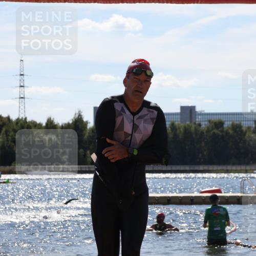 07.09.2025 - 19. Norderstedt Triathlon Luisa Fischer http://msf.ph/oto/8757709 07.09.2025 13:33:44 Schwimmen 879, 964, 1014, 1406 meine-sportfotos.de