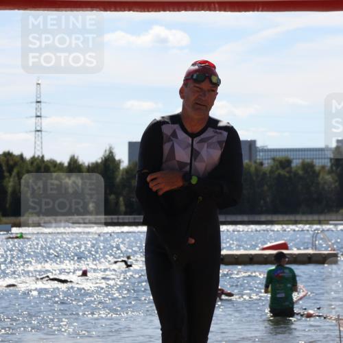 07.09.2025 - 19. Norderstedt Triathlon Luisa Fischer http://msf.ph/oto/8757715 07.09.2025 13:33:45 Schwimmen 964, 1014, 1406 meine-sportfotos.de