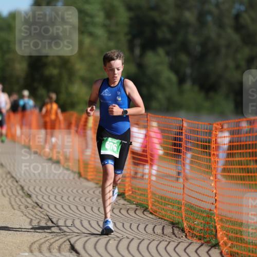 07.09.2025 - 19. Norderstedt Triathlon Michael Strokosch http://msf.ph/oto/8757721 07.09.2025 10:43:28 Laufen 676, 684 meine-sportfotos.de