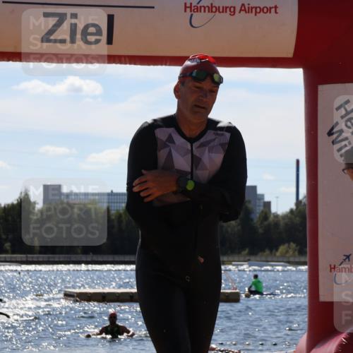 07.09.2025 - 19. Norderstedt Triathlon Luisa Fischer http://msf.ph/oto/8757725 07.09.2025 13:33:45 Schwimmen 964, 1014, 1406 meine-sportfotos.de