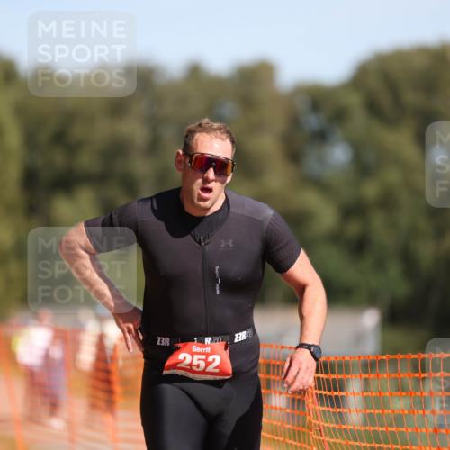 07.09.2025 - 19. Norderstedt Triathlon Michael Strokosch http://msf.ph/oto/8757738 07.09.2025 12:04:46 Laufen 252, 773, 1357 meine-sportfotos.de