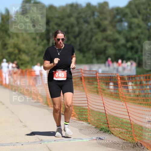 07.09.2025 - 19. Norderstedt Triathlon Michael Strokosch http://msf.ph/oto/8757792 07.09.2025 13:13:33 Laufen 745, 1326 meine-sportfotos.de
