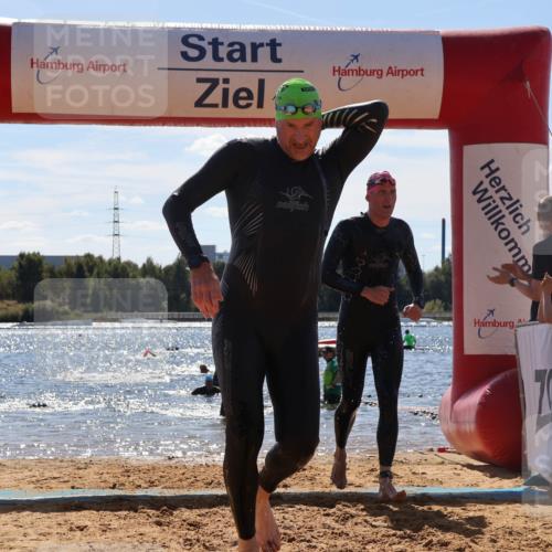 07.09.2025 - 19. Norderstedt Triathlon Luisa Fischer http://msf.ph/oto/8757802 07.09.2025 13:34:21 Schwimmen 393, 959, 973, 1029 meine-sportfotos.de