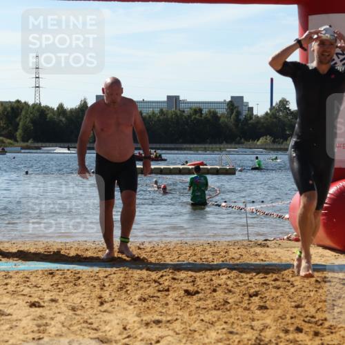 07.09.2025 - 19. Norderstedt Triathlon Luisa Fischer http://msf.ph/oto/8757807 07.09.2025 11:48:11 Schwimmen 227, 260, 1397 meine-sportfotos.de