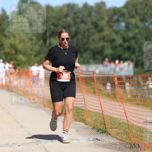 07.09.2025 - 19. Norderstedt Triathlon Michael Strokosch http://msf.ph/oto/8757808 07.09.2025 13:13:34 Laufen 302, 745, 1326 meine-sportfotos.de