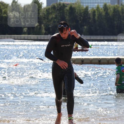 07.09.2025 - 19. Norderstedt Triathlon Luisa Fischer http://msf.ph/oto/8757824 07.09.2025 13:34:25 Schwimmen 393, 959, 973, 1029, 1465 meine-sportfotos.de