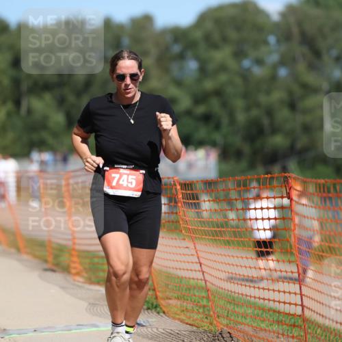 07.09.2025 - 19. Norderstedt Triathlon Michael Strokosch http://msf.ph/oto/8757841 07.09.2025 13:13:34 Laufen 302, 745, 1326 meine-sportfotos.de