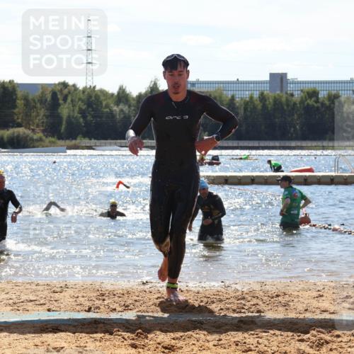 07.09.2025 - 19. Norderstedt Triathlon Luisa Fischer http://msf.ph/oto/8757849 07.09.2025 13:34:27 Schwimmen 393, 973, 1029, 1465 meine-sportfotos.de