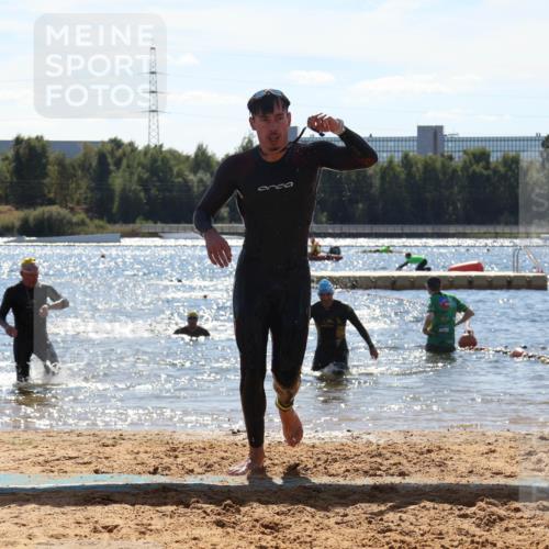 07.09.2025 - 19. Norderstedt Triathlon Luisa Fischer http://msf.ph/oto/8757857 07.09.2025 13:34:28 Schwimmen 393, 973, 1029, 1465 meine-sportfotos.de