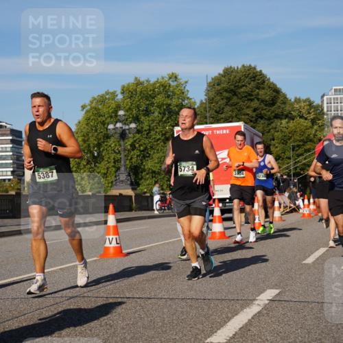 07.09.2025 - BARMER Alsterlauf Yannick Fuchs http://msf.ph/oto/8757866 07.09.2025 09:38:58 Laufen 5387, 5734, 2404, 8236, 518 meine-sportfotos.de