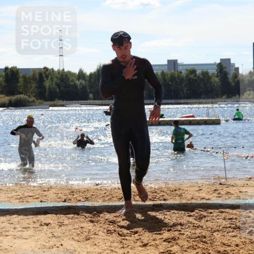 07.09.2025 - 19. Norderstedt Triathlon Luisa Fischer http://msf.ph/oto/8757867 07.09.2025 13:34:28 Schwimmen 393, 973, 1029, 1465 meine-sportfotos.de