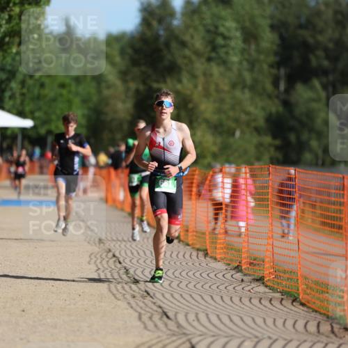 07.09.2025 - 19. Norderstedt Triathlon Michael Strokosch http://msf.ph/oto/8757876 07.09.2025 10:43:35 Laufen 87, 93, 661, 676 meine-sportfotos.de