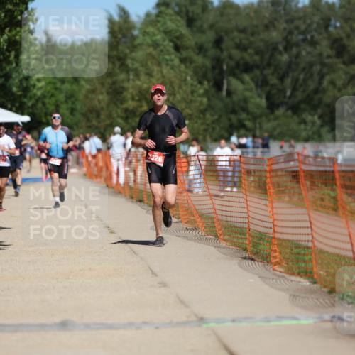 07.09.2025 - 19. Norderstedt Triathlon Michael Strokosch http://msf.ph/oto/8757896 07.09.2025 13:13:38 Laufen 302, 745, 780, 1326 meine-sportfotos.de