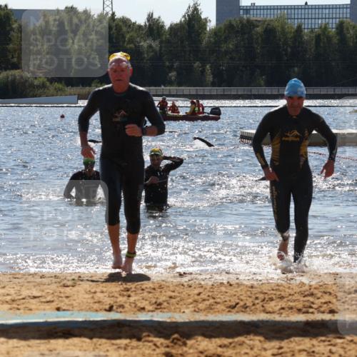 07.09.2025 - 19. Norderstedt Triathlon Luisa Fischer http://msf.ph/oto/8757915 07.09.2025 13:34:33 Schwimmen 369, 963, 973, 1465 meine-sportfotos.de