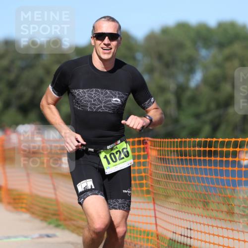 07.09.2025 - 19. Norderstedt Triathlon Michael Strokosch http://msf.ph/oto/8757966 07.09.2025 14:55:50 Laufen 863, 1009, 1026 meine-sportfotos.de