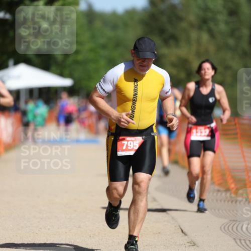 07.09.2025 - 19. Norderstedt Triathlon Michael Strokosch http://msf.ph/oto/8758012 07.09.2025 12:05:10 Laufen 795, 833, 834, 1333 meine-sportfotos.de