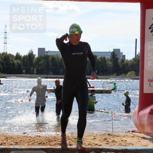 07.09.2025 - 19. Norderstedt Triathlon Luisa Fischer http://msf.ph/oto/8758025 07.09.2025 13:34:46 Schwimmen 369, 877, 963, 991, 1469 meine-sportfotos.de