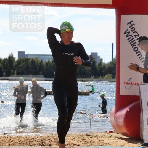 07.09.2025 - 19. Norderstedt Triathlon Luisa Fischer http://msf.ph/oto/8758030 07.09.2025 13:34:46 Schwimmen 369, 877, 963, 991, 1469 meine-sportfotos.de