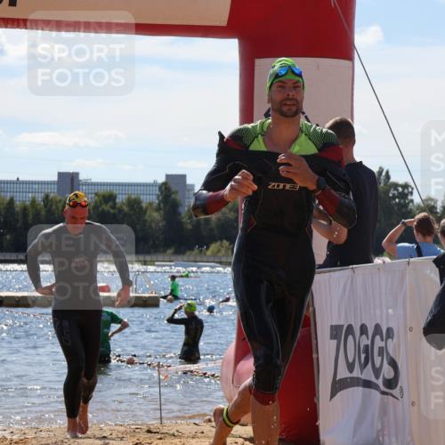 07.09.2025 - 19. Norderstedt Triathlon Luisa Fischer http://msf.ph/oto/8758058 07.09.2025 13:34:51 Schwimmen 877, 991, 1031, 1469 meine-sportfotos.de