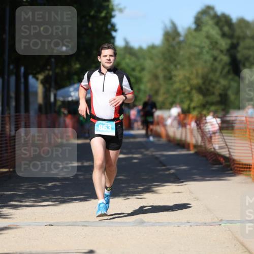 07.09.2025 - 19. Norderstedt Triathlon Michael Strokosch http://msf.ph/oto/8758084 07.09.2025 14:55:57 Laufen 863, 1009 meine-sportfotos.de