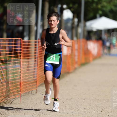 07.09.2025 - 19. Norderstedt Triathlon Michael Strokosch http://msf.ph/oto/8758114 07.09.2025 11:03:49 Laufen 71 meine-sportfotos.de