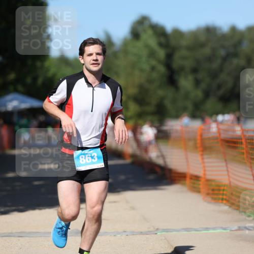 07.09.2025 - 19. Norderstedt Triathlon Michael Strokosch http://msf.ph/oto/8758121 07.09.2025 14:55:58 Laufen 863 meine-sportfotos.de