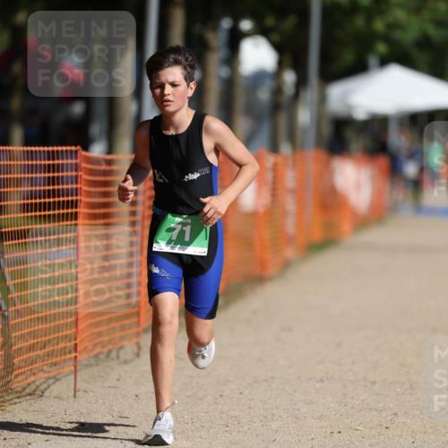 07.09.2025 - 19. Norderstedt Triathlon Michael Strokosch http://msf.ph/oto/8758128 07.09.2025 11:03:49 Laufen 71 meine-sportfotos.de