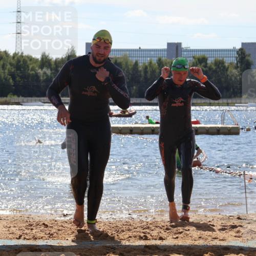 07.09.2025 - 19. Norderstedt Triathlon Luisa Fischer http://msf.ph/oto/8758160 07.09.2025 13:35:59 Schwimmen 364, 1462 meine-sportfotos.de