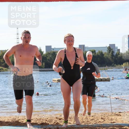 07.09.2025 - 19. Norderstedt Triathlon Luisa Fischer http://msf.ph/oto/8758169 07.09.2025 11:49:18 Schwimmen 217, 290, 709, 725 meine-sportfotos.de