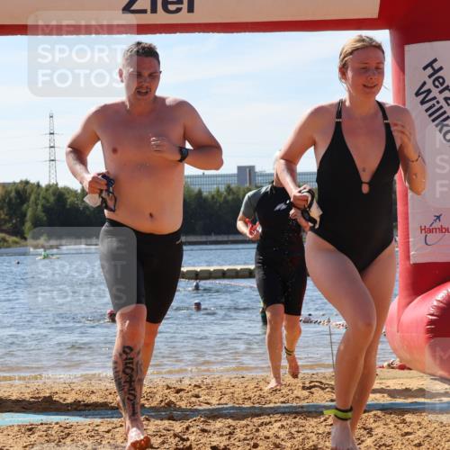 07.09.2025 - 19. Norderstedt Triathlon Luisa Fischer http://msf.ph/oto/8758188 07.09.2025 11:49:19 Schwimmen 217, 290, 709, 725 meine-sportfotos.de