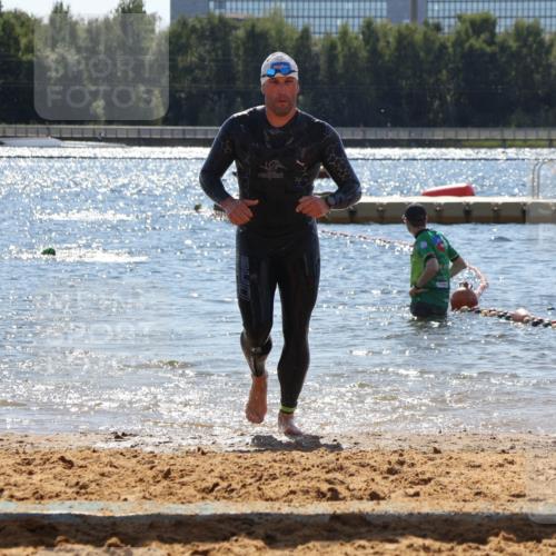 07.09.2025 - 19. Norderstedt Triathlon Luisa Fischer http://msf.ph/oto/8758215 07.09.2025 13:36:03 Schwimmen 364, 382, 1462 meine-sportfotos.de