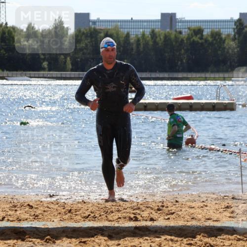 07.09.2025 - 19. Norderstedt Triathlon Luisa Fischer http://msf.ph/oto/8758219 07.09.2025 13:36:04 Schwimmen 364, 382, 1462 meine-sportfotos.de